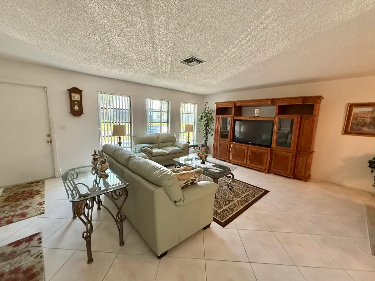 Living room at 6431 Hitchin Post Way, Delray Beach
