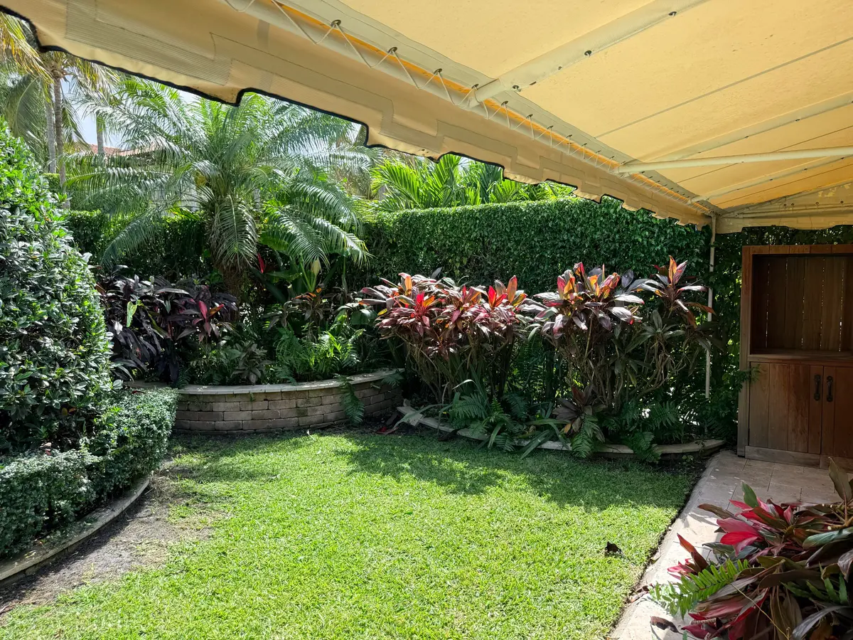 IMG_3450 at 225 Everglade Avenue Villa 6, Palm Beach