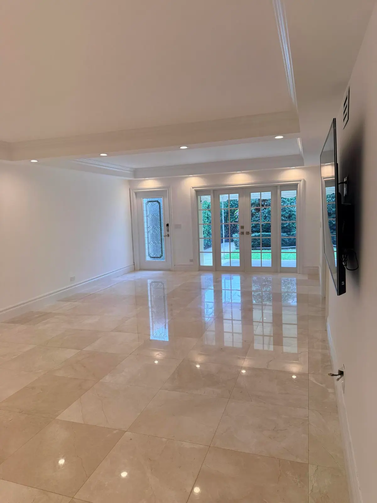 IMG_3620 at 225 Everglade Avenue Villa 6, Palm Beach
