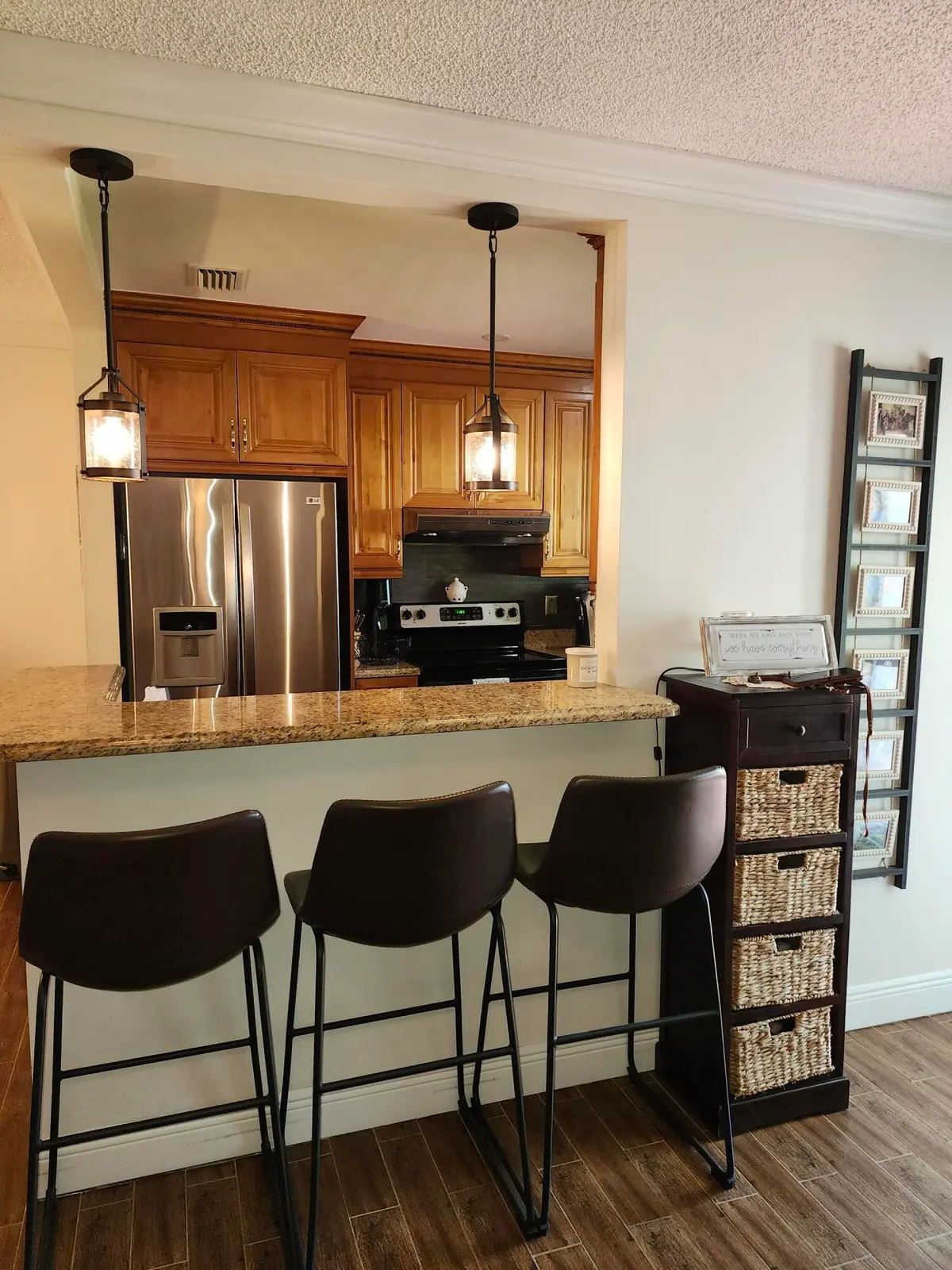 Hop Up Kitchen Counter at 101 Country Lane, Boynton Beach