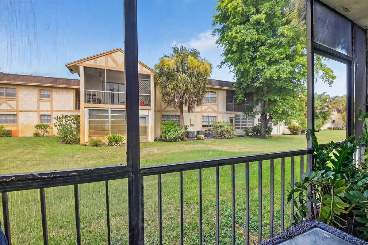 38-web-or-mls-DSC_5571 at 3001 Linton Boulevard 105, Delray Beach