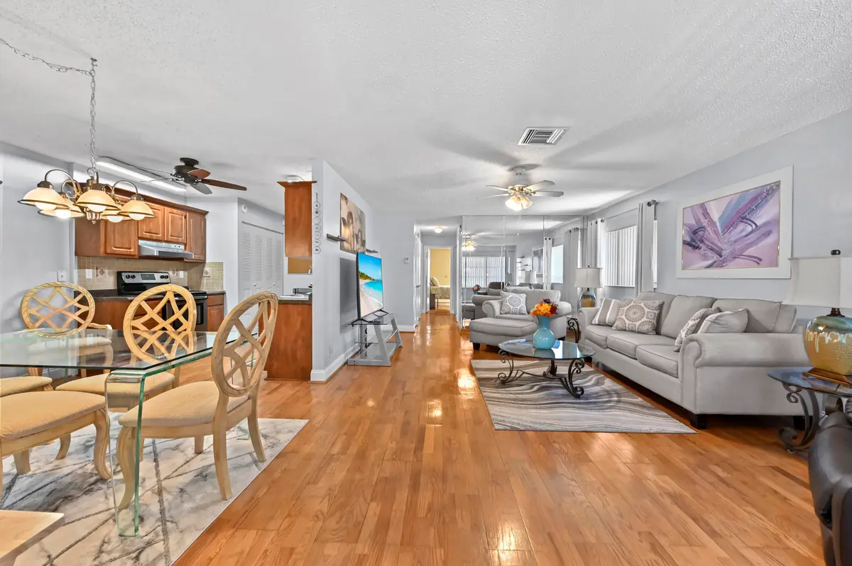 04 Entry 01 at 3358 Americo Drive, West Palm Beach