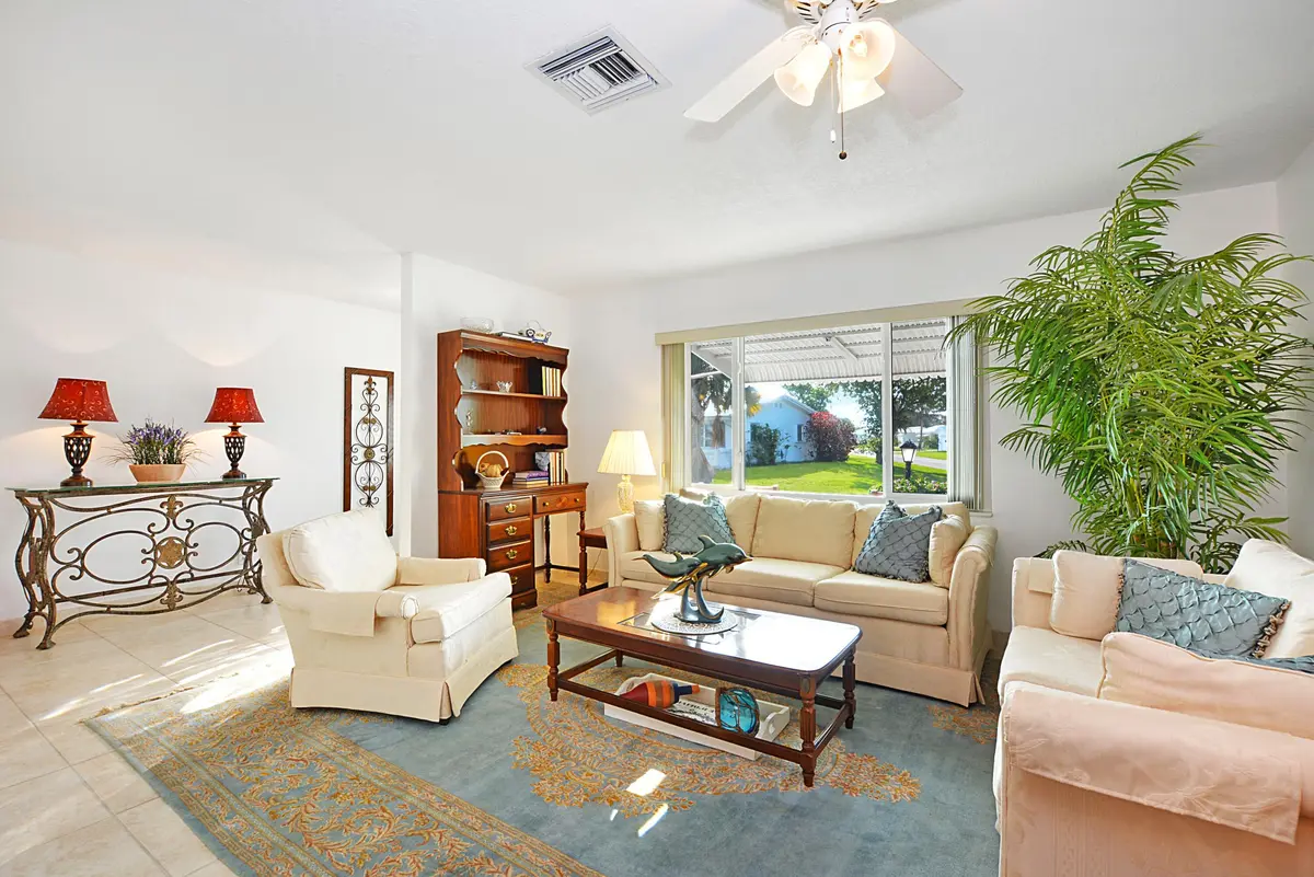 DSC_0787 at 2113 SW 15th Street, Boynton Beach