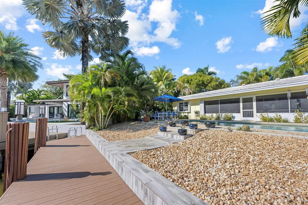 Photo 7 at 2800 NE 29th Street, Fort Lauderdale