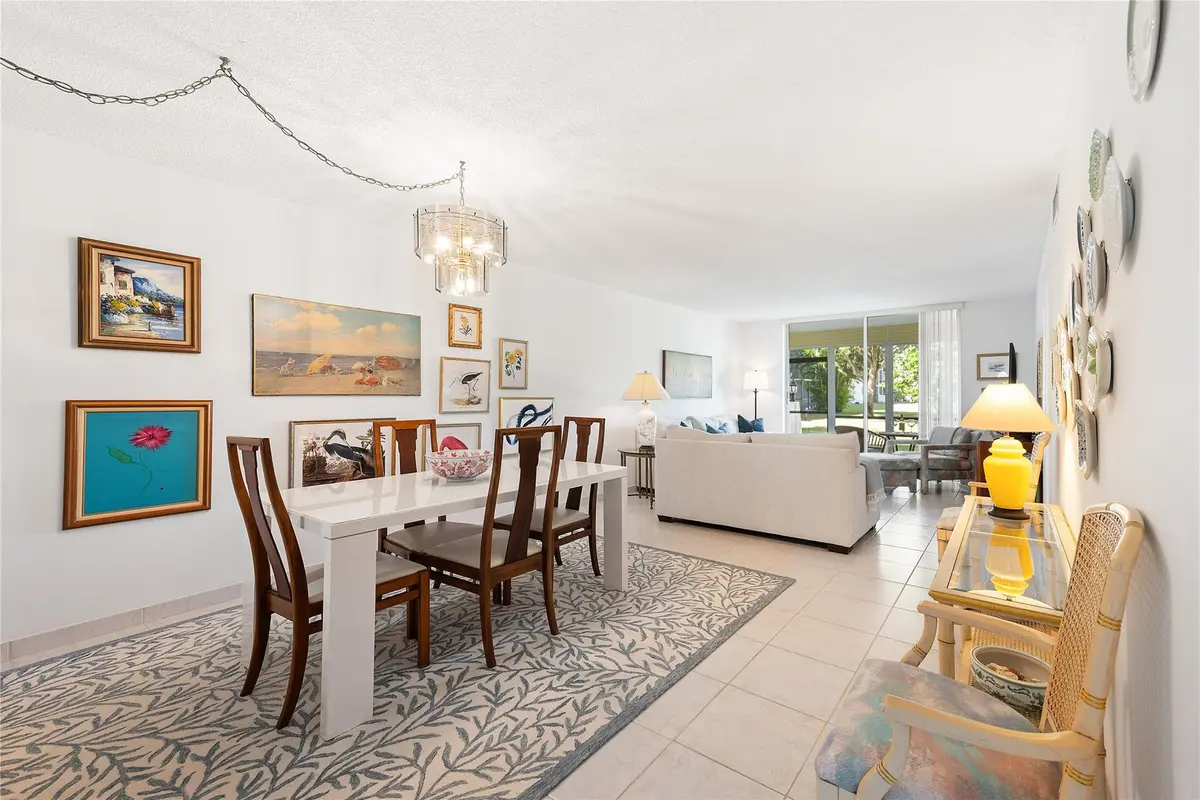 Photo 4 at 9420 S Hollybrook Lake Drive 109, Pembroke Pines