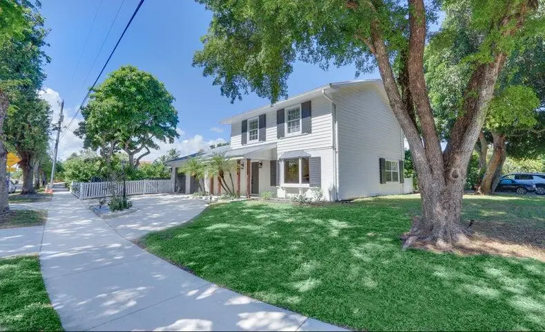 hamric.front at 1808 N 17th Ave Avenue, Lake Worth Beach