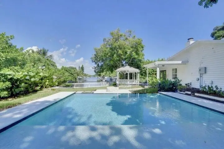 hamric.pool at 1808 N 17th Ave Avenue, Lake Worth Beach