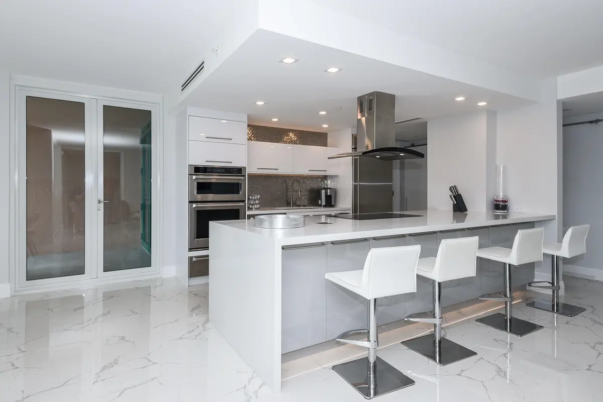 Kitchen at 120 SE 5th Avenue 321, Boca Raton