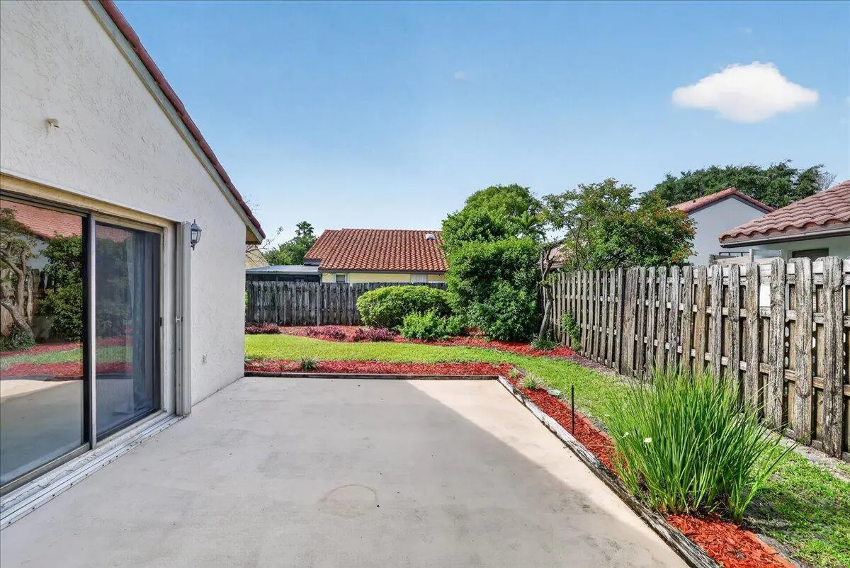 21-8I8A2618 at 1235 NW 21st Terrace, Delray Beach