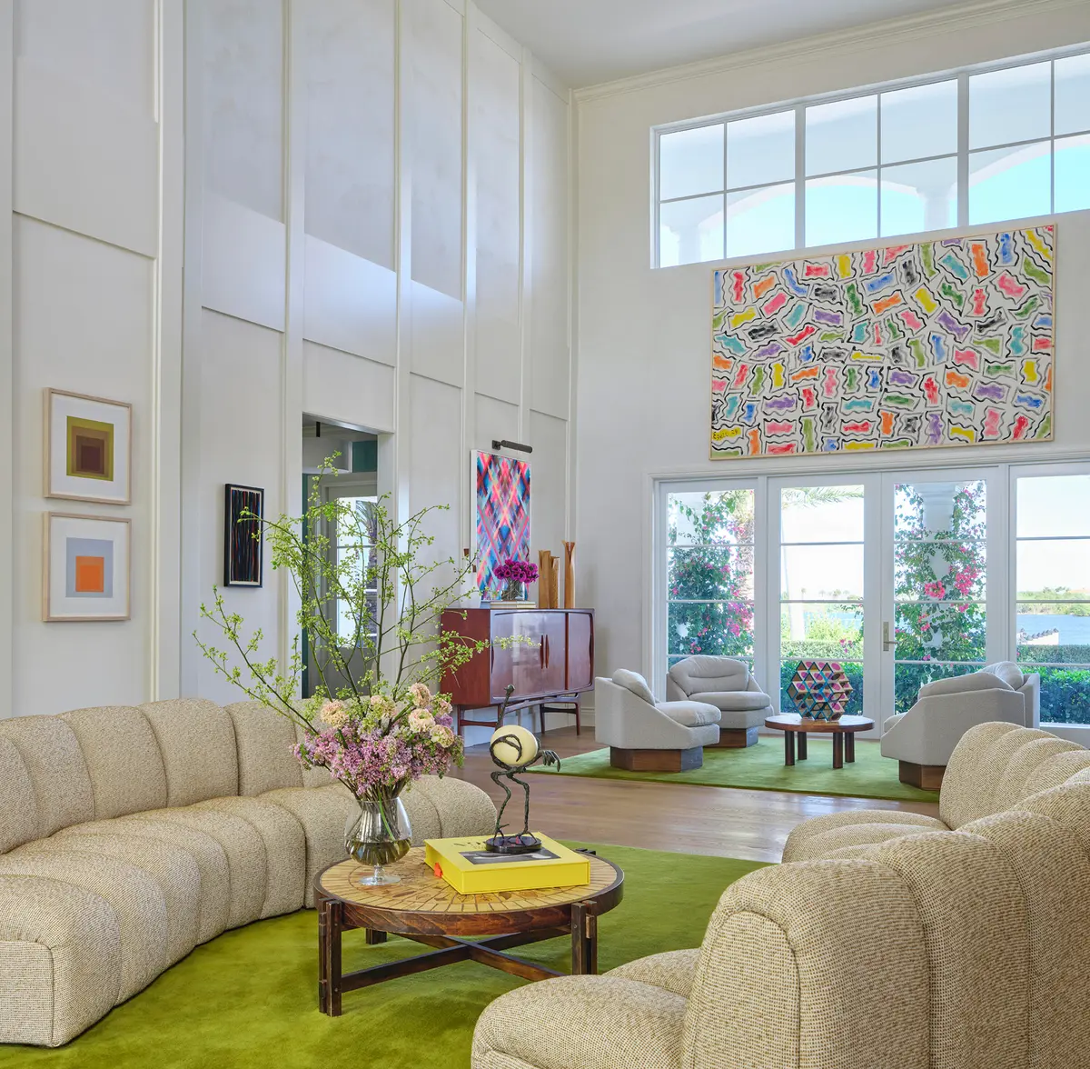 living 2 at 6709 S Flagler Drive, West Palm Beach