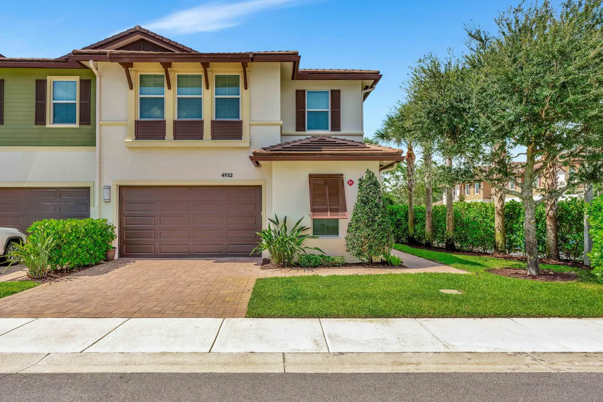 Front Exterior at 4952 Pointe Midtown Way, Palm Beach Gardens