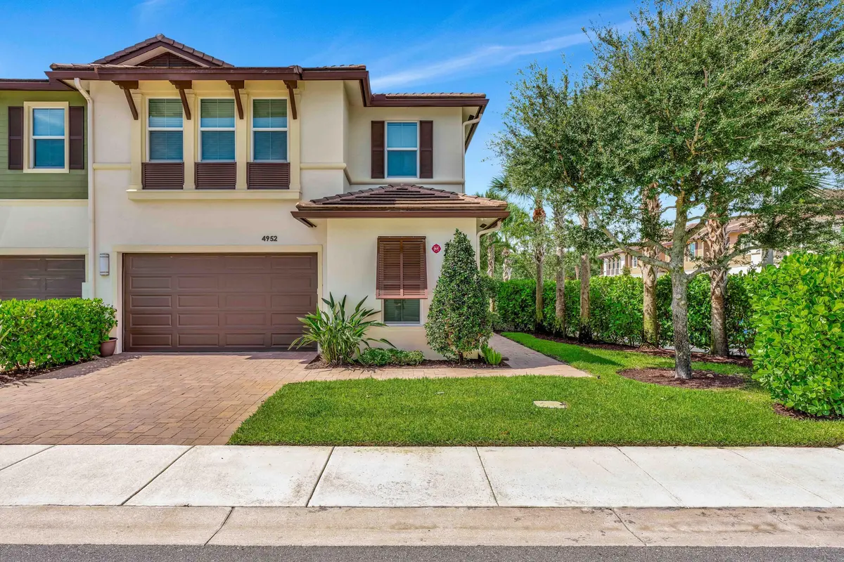 Front Exterior at 4952 Pointe Midtown Way, Palm Beach Gardens
