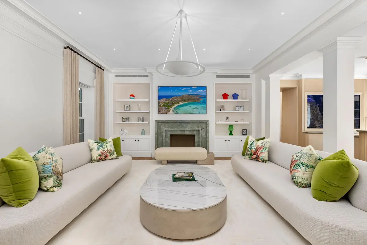 Living Area at 991 N Lake Way, Palm Beach