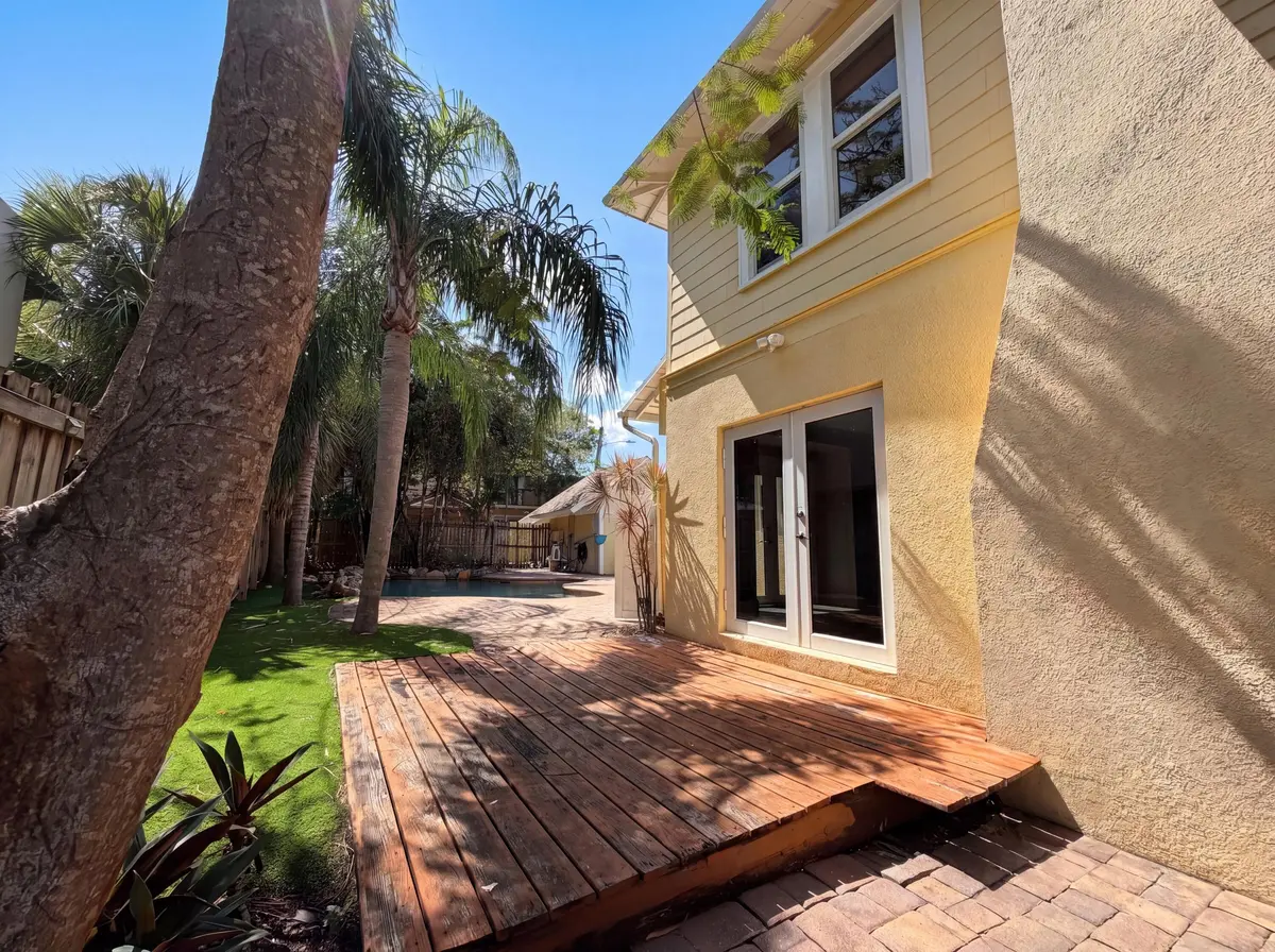 listing_5 at 207 S Ocean Breeze, Lake Worth Beach