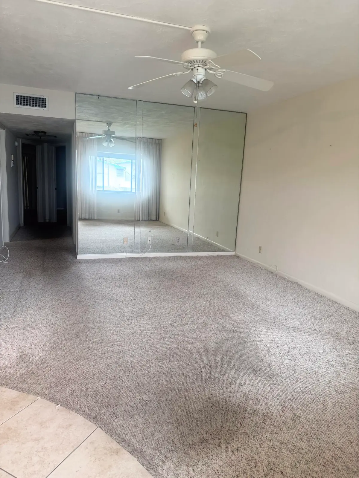 LIVING ROOM at 2381 Sunset Avenue 117, Lake Worth Beach