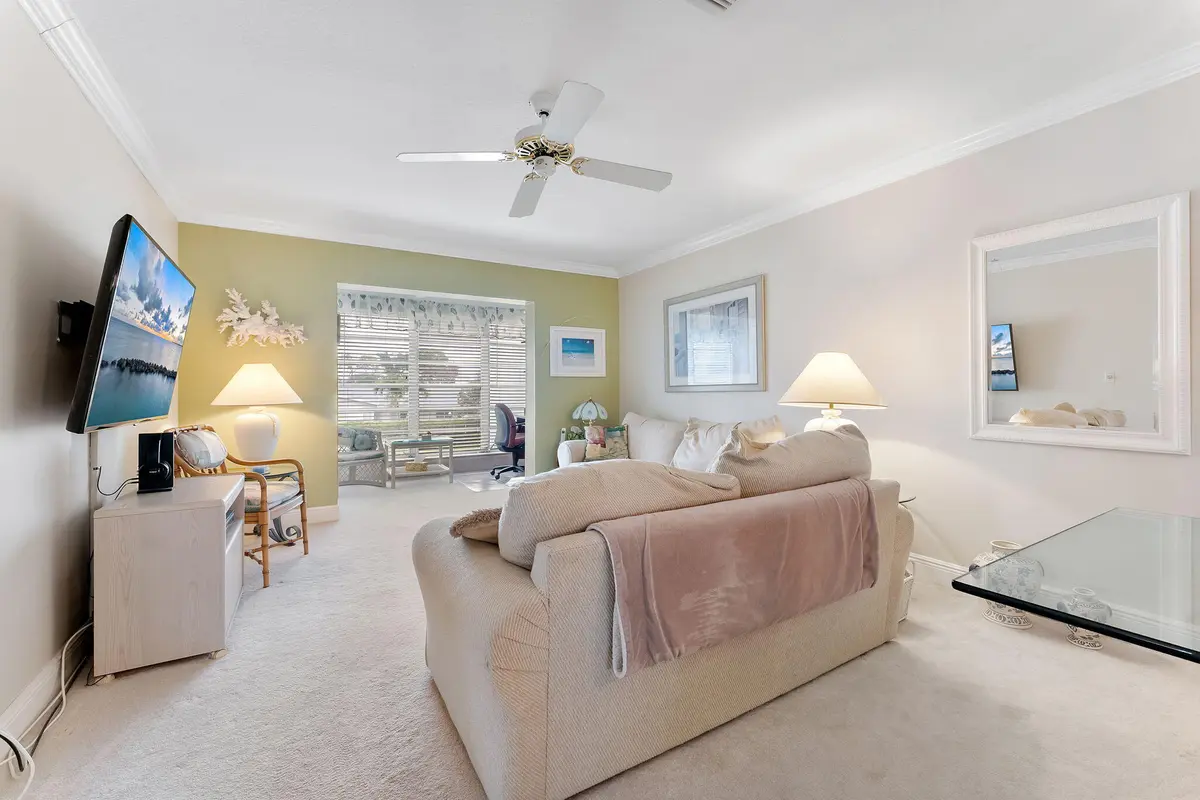 11-web-or-mls-DSC07690 at 2401 Del-aire Boulevard 201, Delray Beach