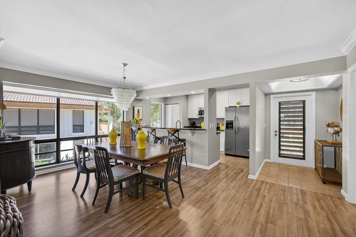 foyer at 605 Brackenwood Cove, Palm Beach Gardens
