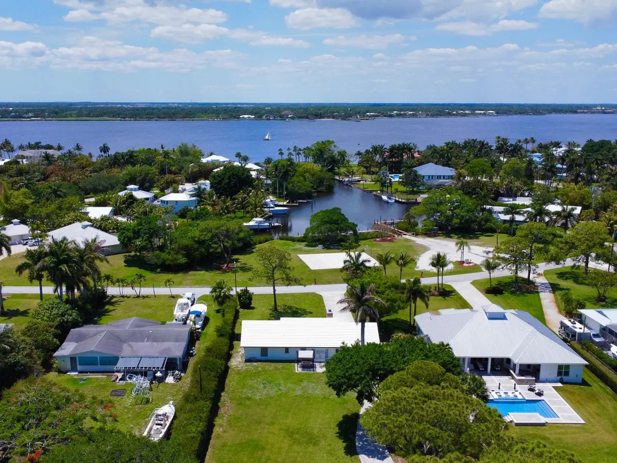 dji_fly_20260429_133454_792_177748825127 at 1655 NW Fork Road, Stuart