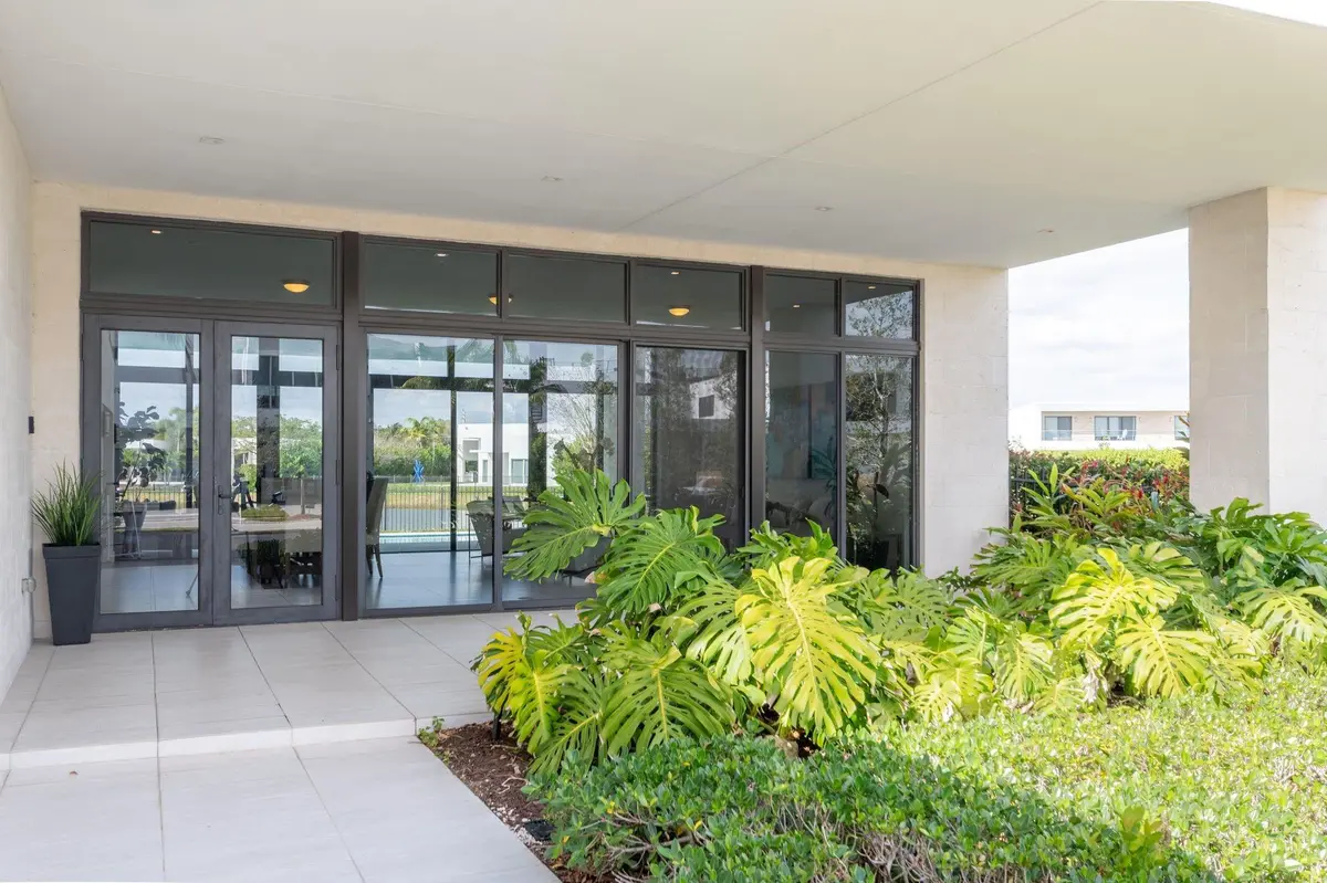 Photo 4 at 16553 Botaniko Drive, Weston