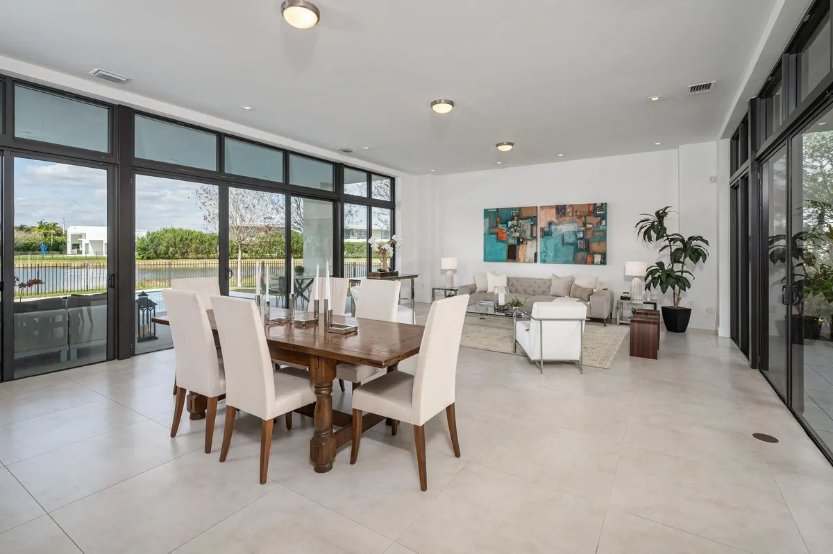 Photo 7 at 16553 Botaniko Drive, Weston