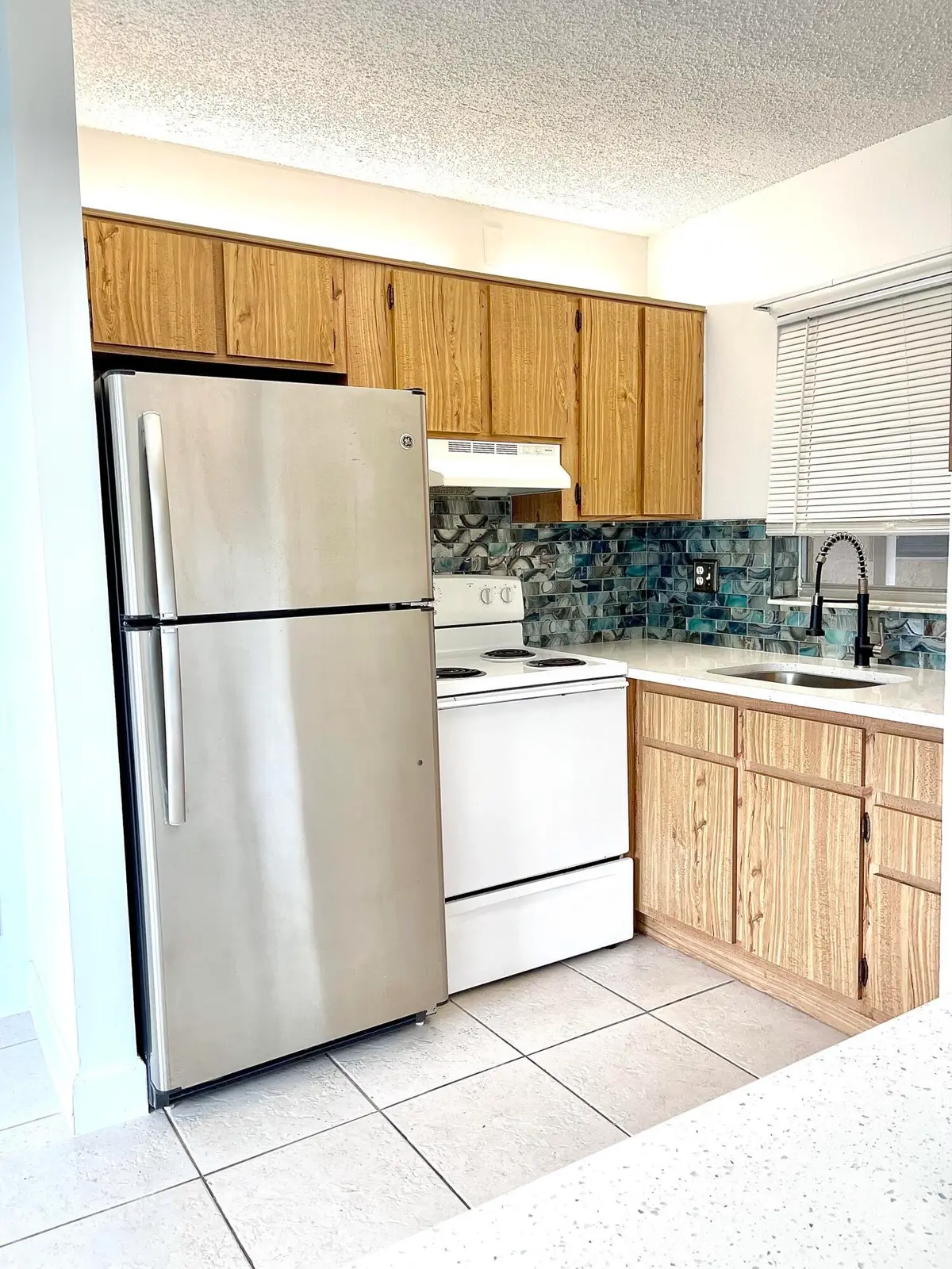 KITCHEN at 3822 N University Drive 3822, Coral Springs