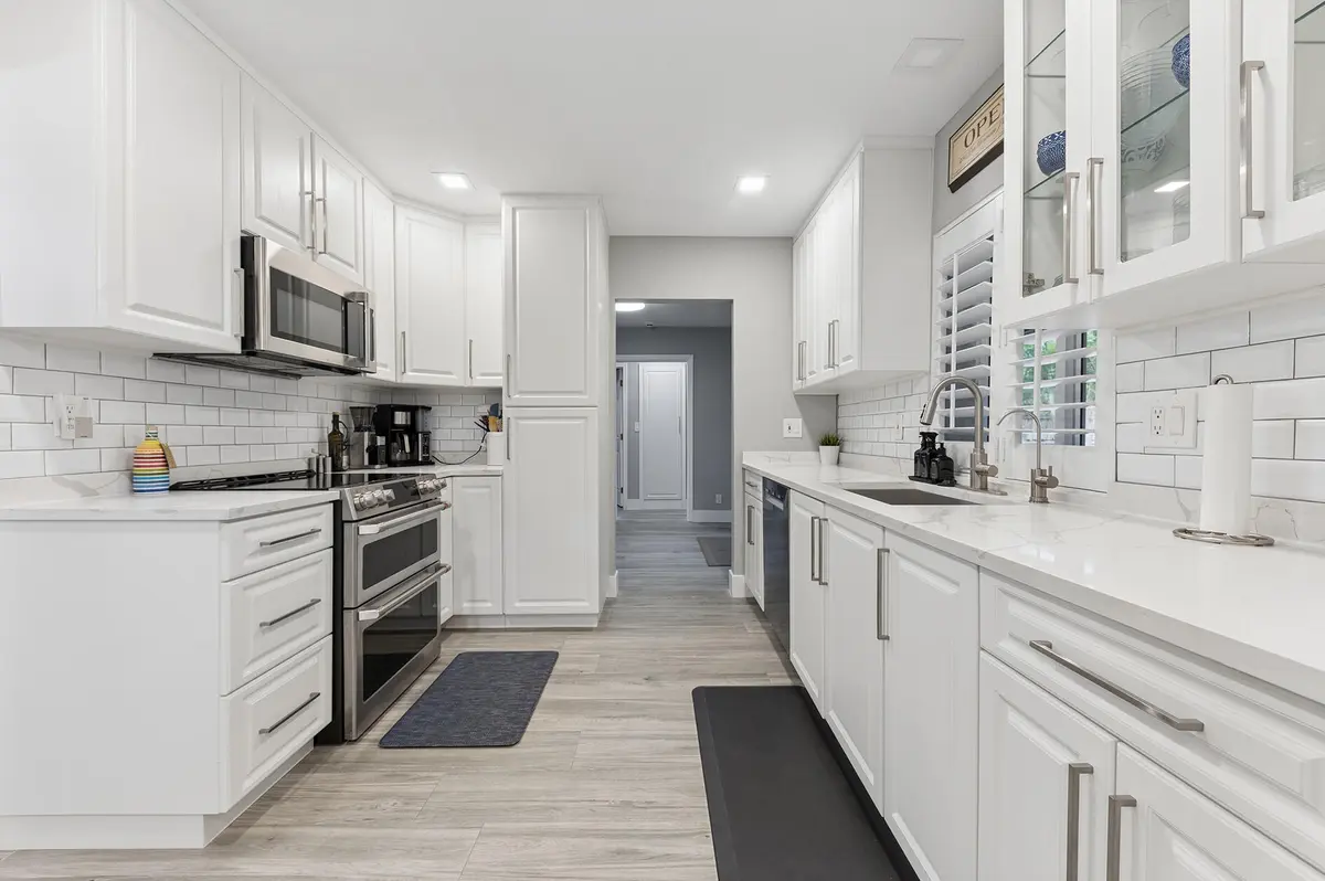 06 (1) at 282 NE 27th Court, Boca Raton