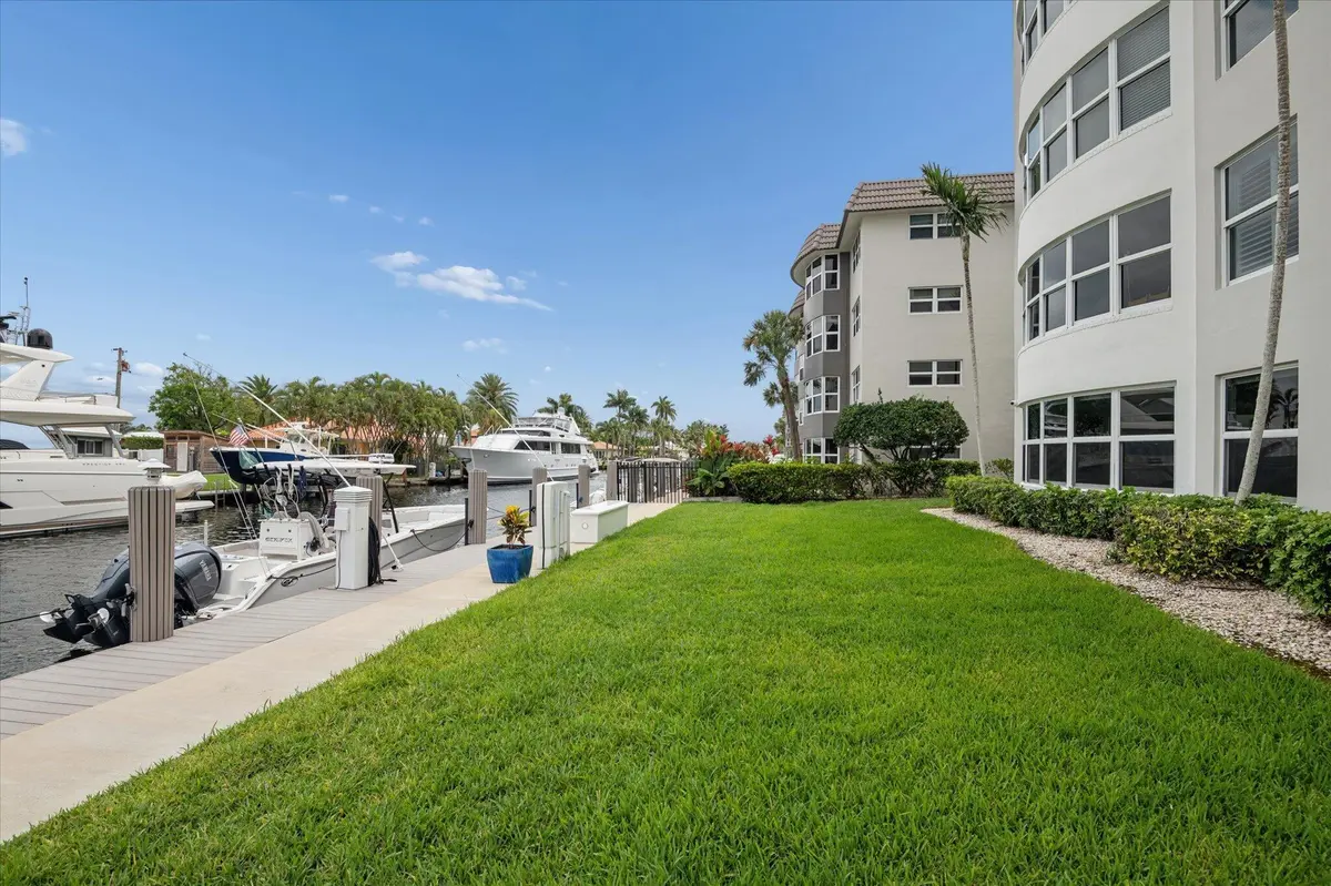 21-Wilkinson-5100 Bayview Dr #106-20 at 5100 Bayview Drive 106, Fort Lauderdale
