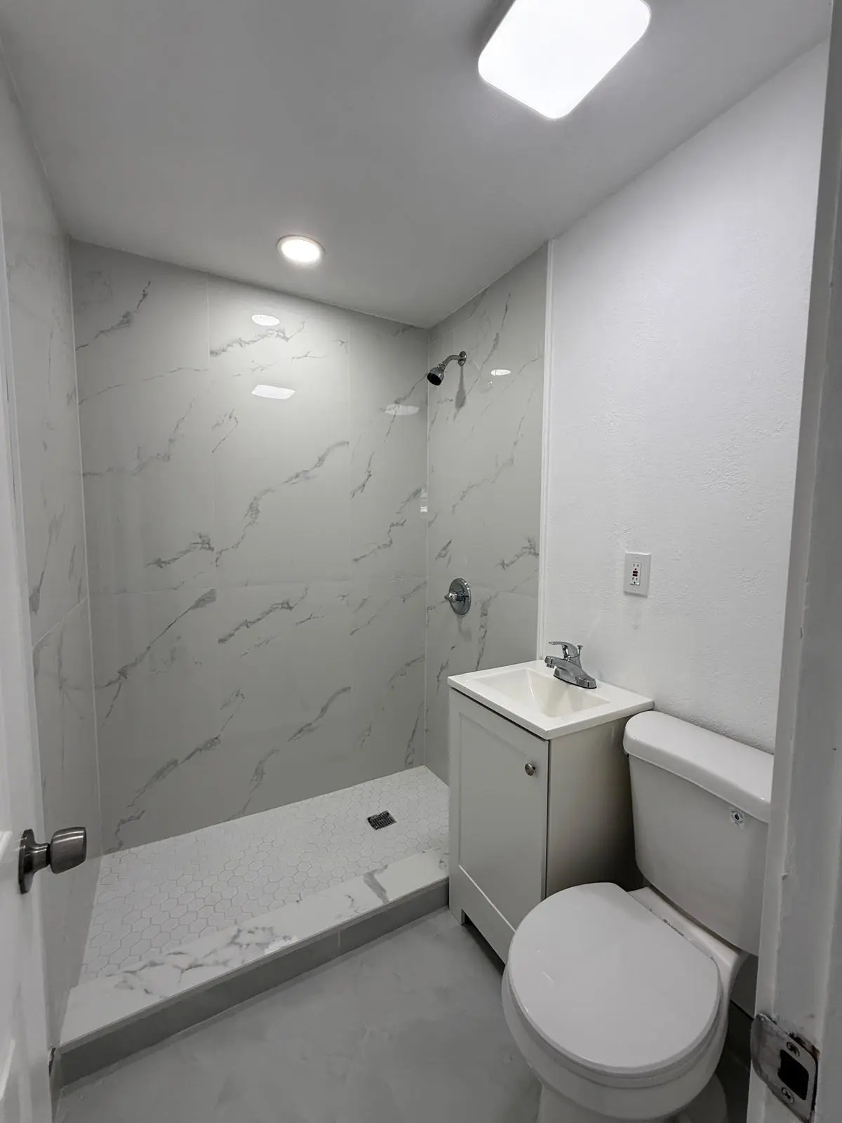 PHOTO-2025-11-28-14-11-25 at 4400 SW 36th Street, West Park