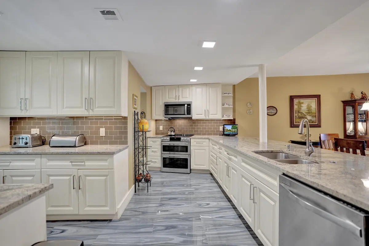DSC00108 at 3499 Oaks Way Unit 205, Pompano Beach
