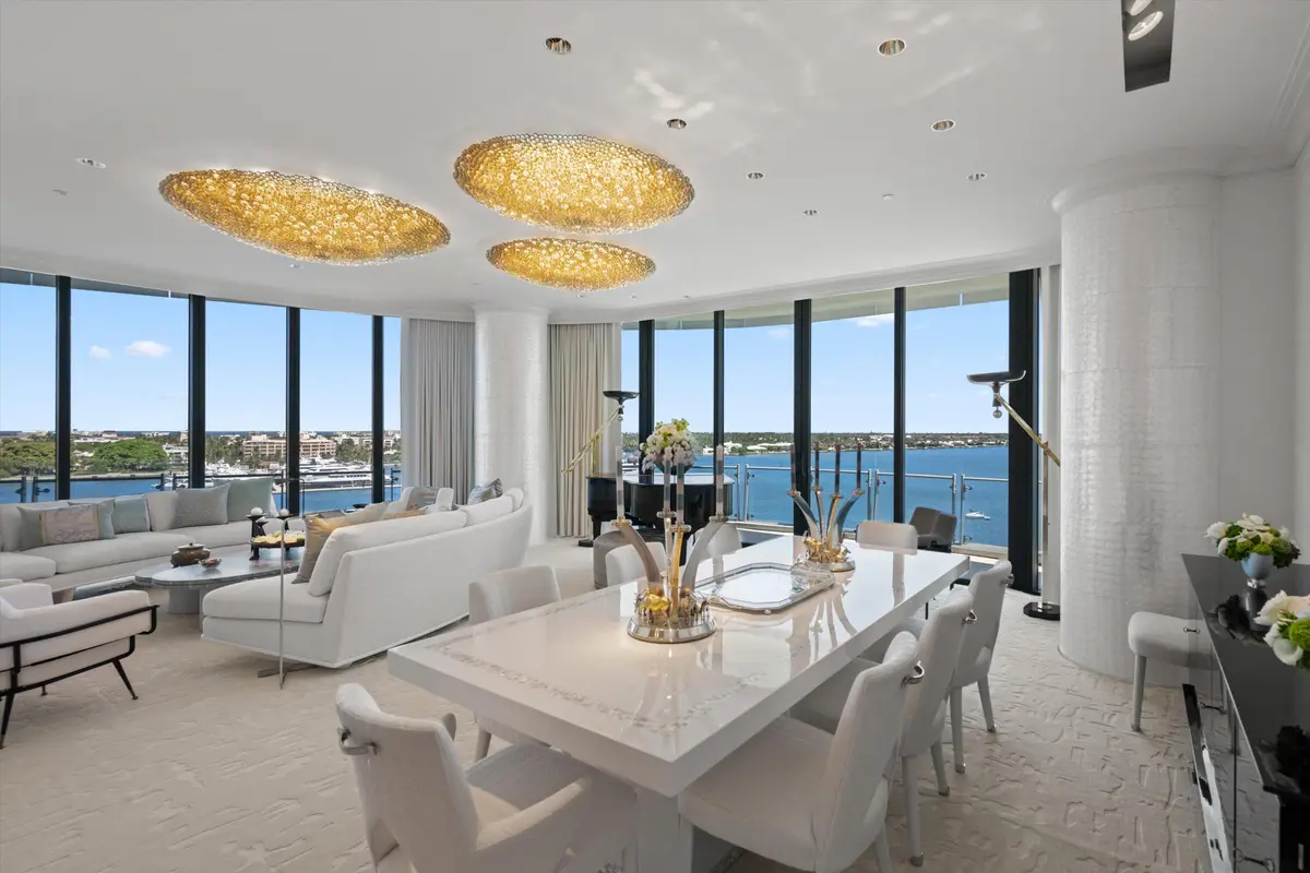 Dinning Area at 1100 S Flagler Drive 804, West Palm Beach