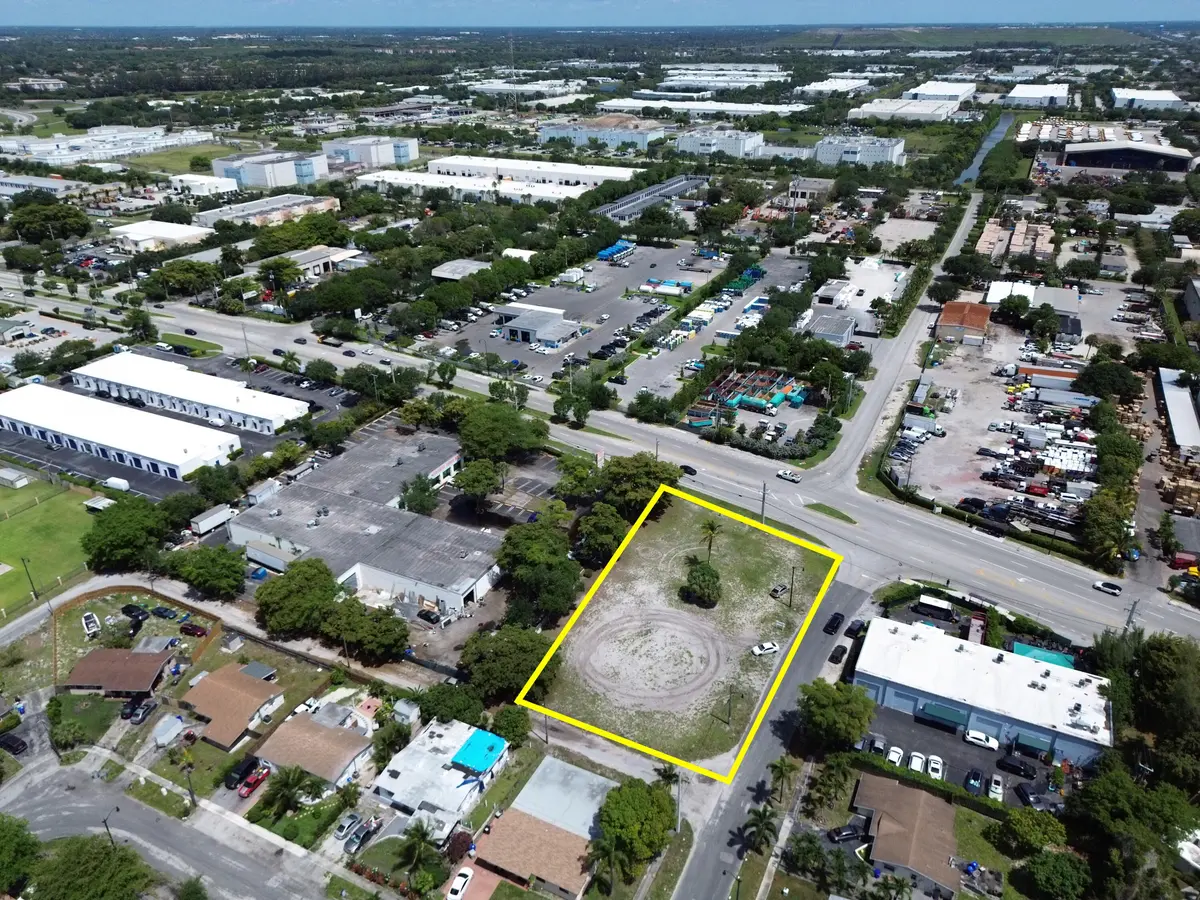 A-8 at 2400 Dr Martin Luther King Jr Boulevard, Pompano Beach