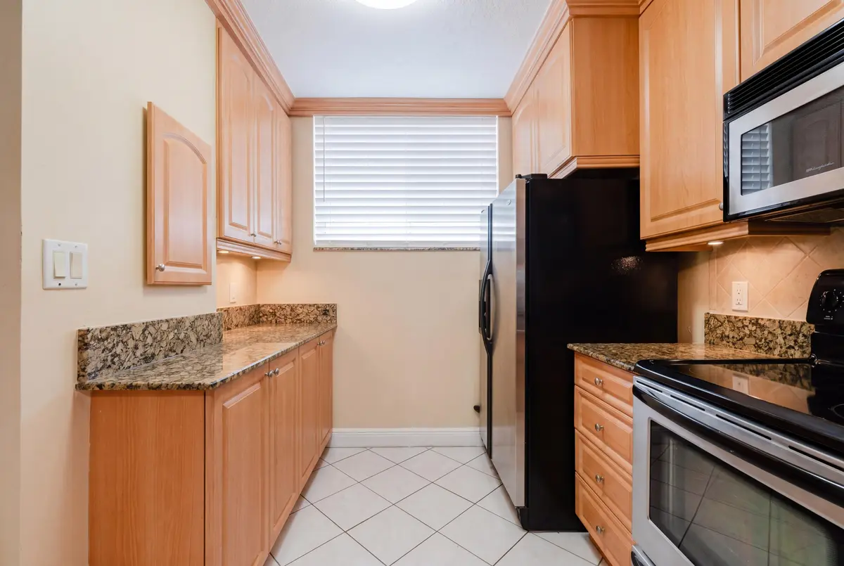 MLS IA - 109 Lake Emerald Drive-2 at 109 Lake Emerald Drive APT 104, Oakland Park