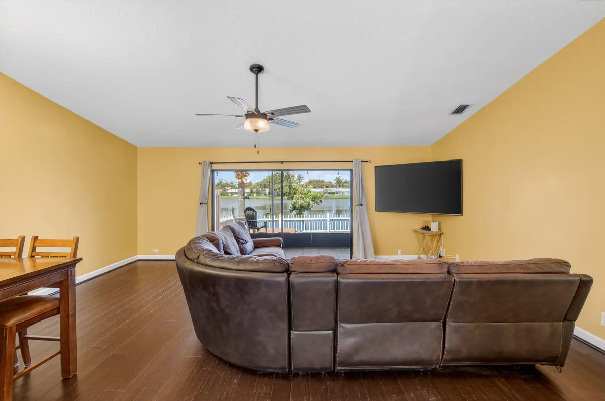 6-web-or-mls-DSC_6565 at 43 Mayfair Lane, Boynton Beach