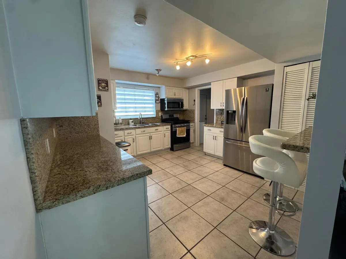 PHOTO-2026-04-14-13-58-21 8 at 1959 Baythorne Road, West Palm Beach