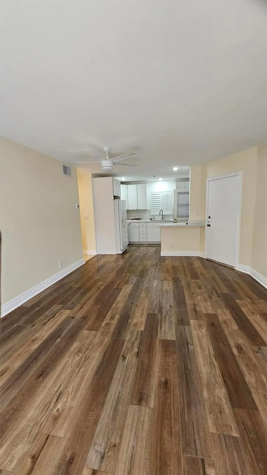 10821 living room at 10821 N Military Trail 4, Palm Beach Gardens
