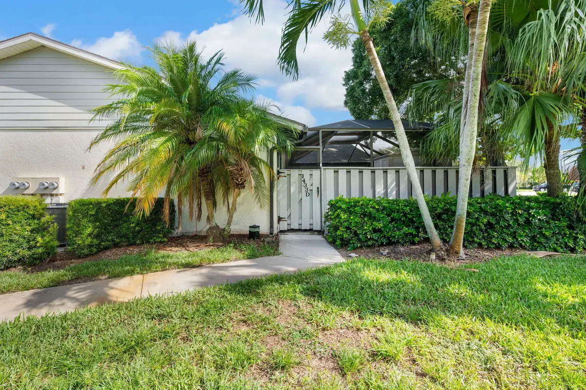 c2 at 1433 Captains Walk 18d, Fort Pierce
