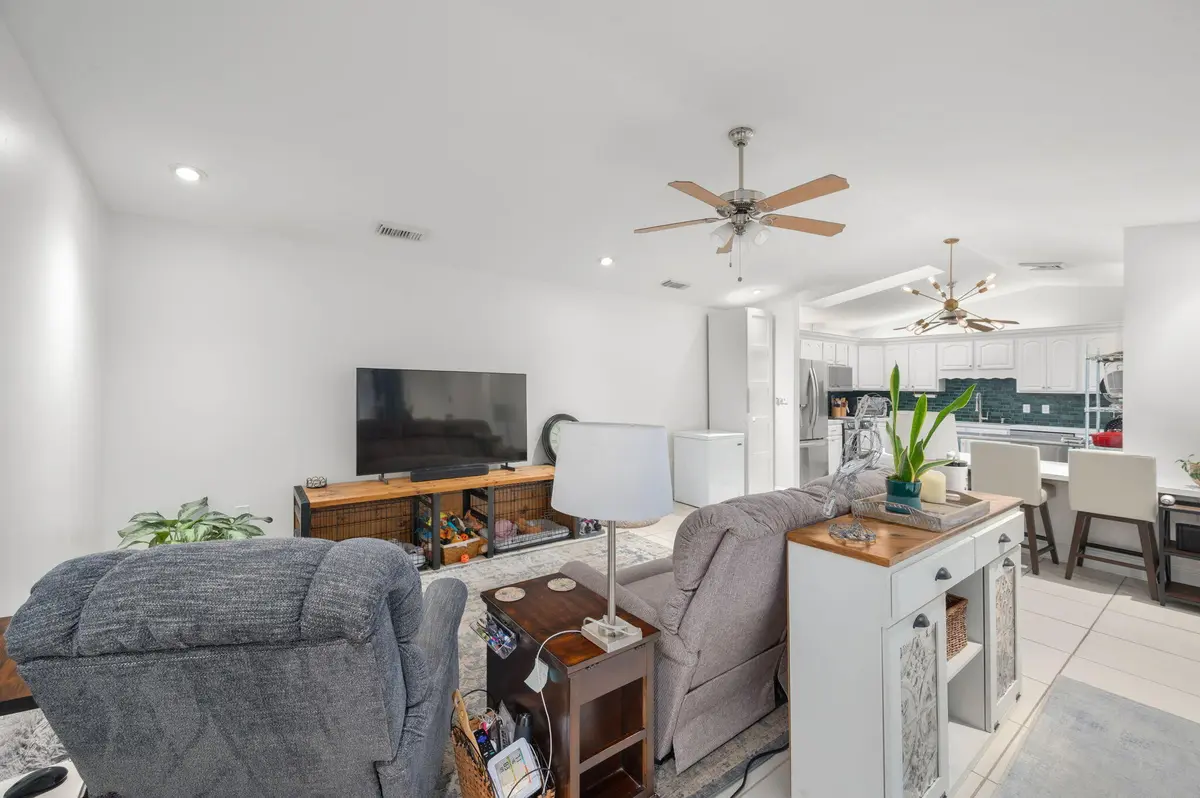 c5 at 1433 Captains Walk 18d, Fort Pierce