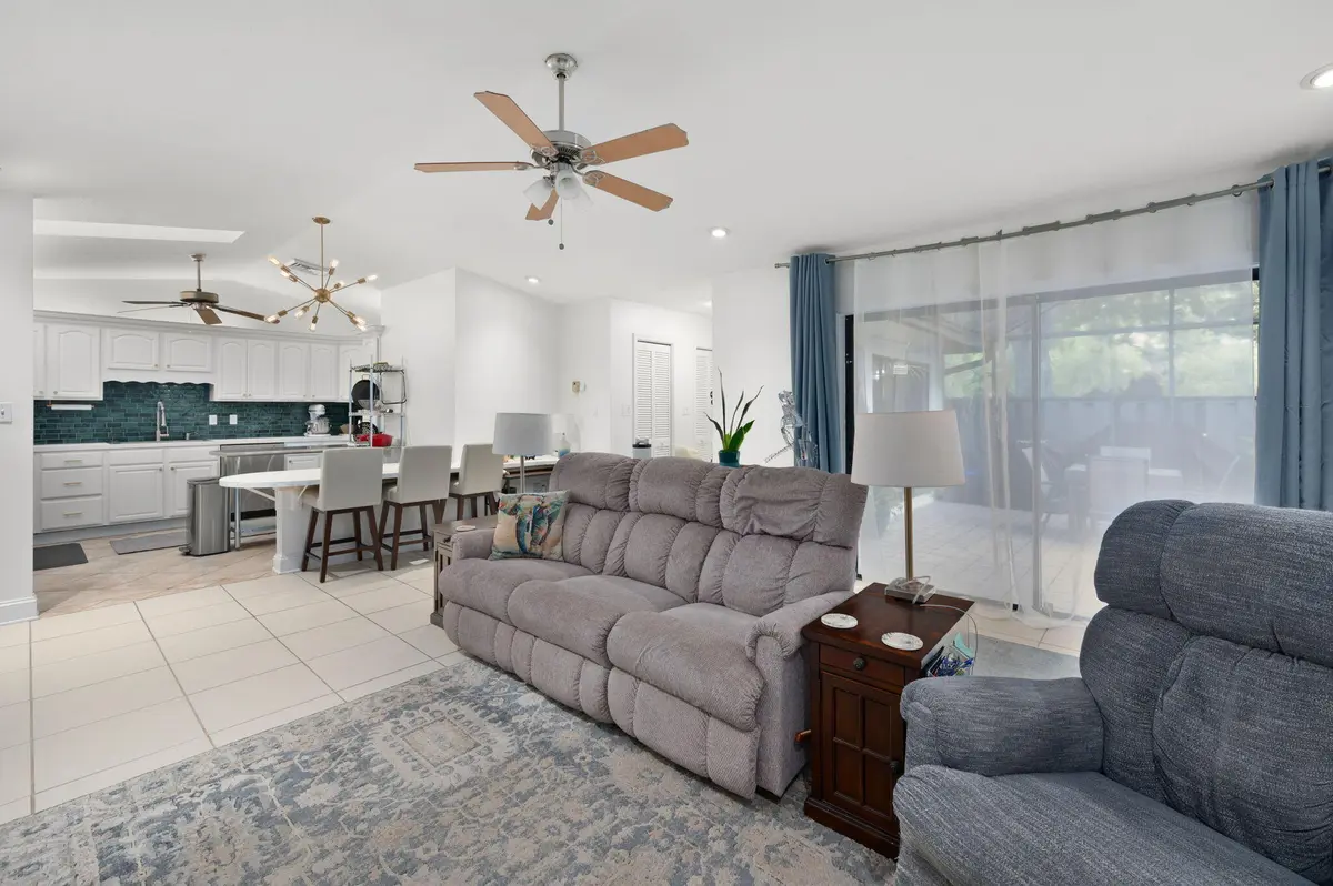 c6 at 1433 Captains Walk 18d, Fort Pierce
