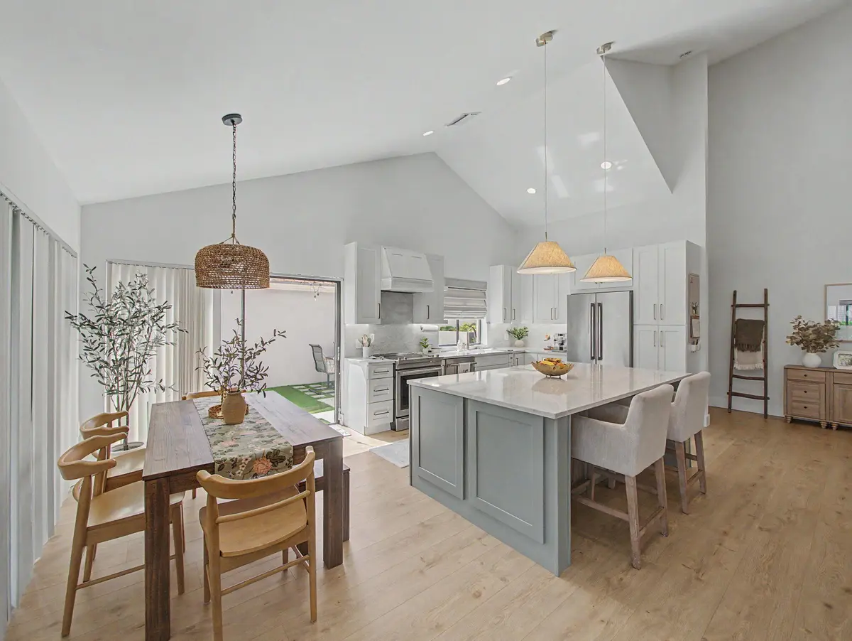 Living / Dining at 2631 Mohawk Circle, West Palm Beach