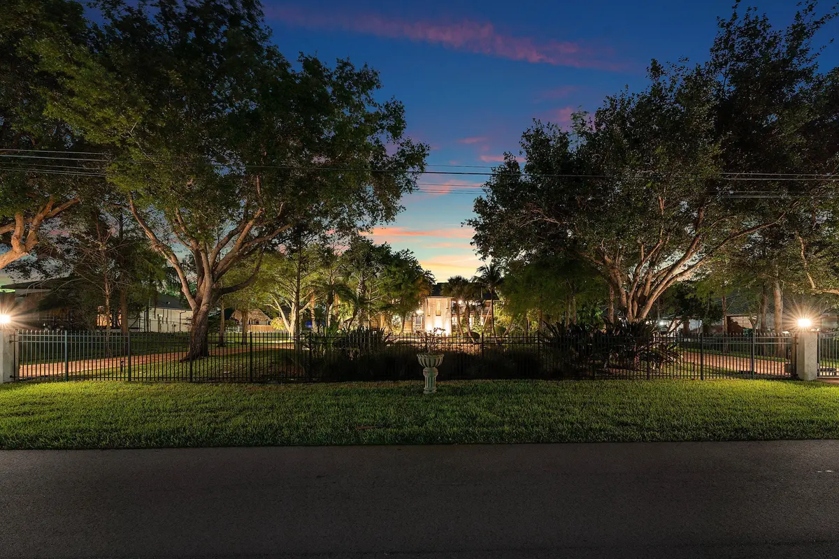 080-6002Northwest74thTerrace-Parkland-FL at 6002 NW 74th Terrace, Parkland