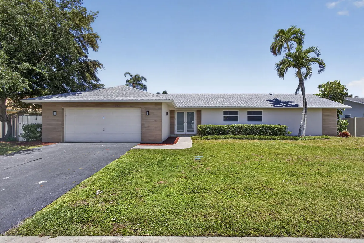 1-web-or-mls-BS1A5442 at 12890 Guilford Circle, Wellington