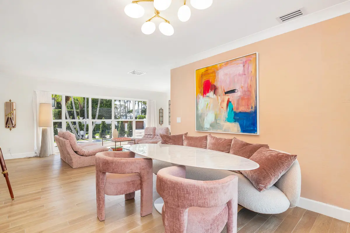 low-9 at 1465 N Lake Way, Palm Beach