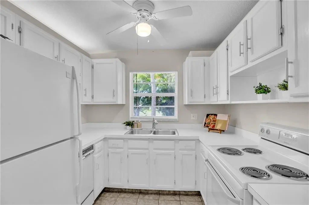 17 vista palm 201 3 at 17 Vista Palm Lane 201, Vero Beach