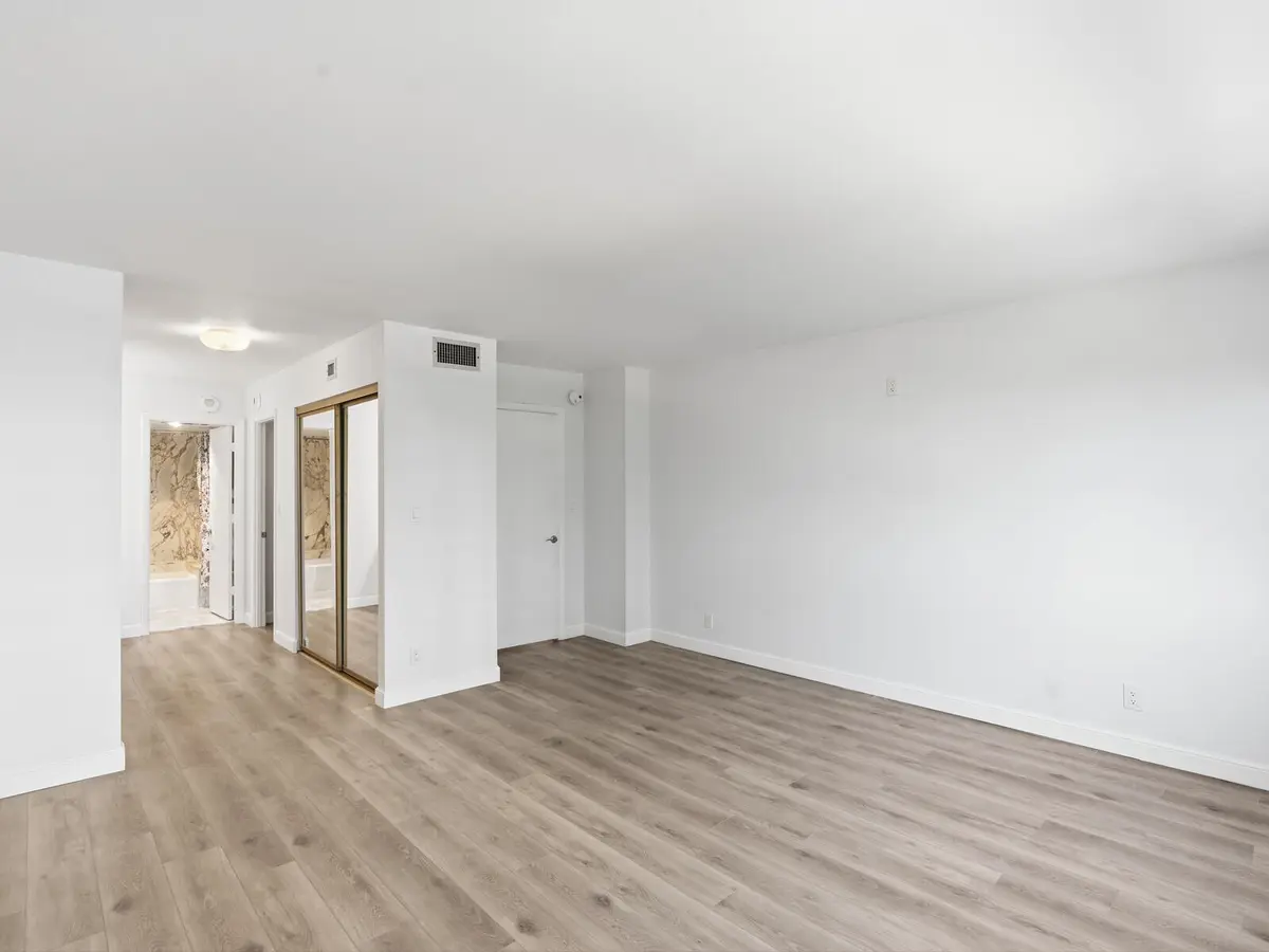 Bedroom 2 at 5000 N Ocean Boulevard 306, Lauderdale-By-The-Sea