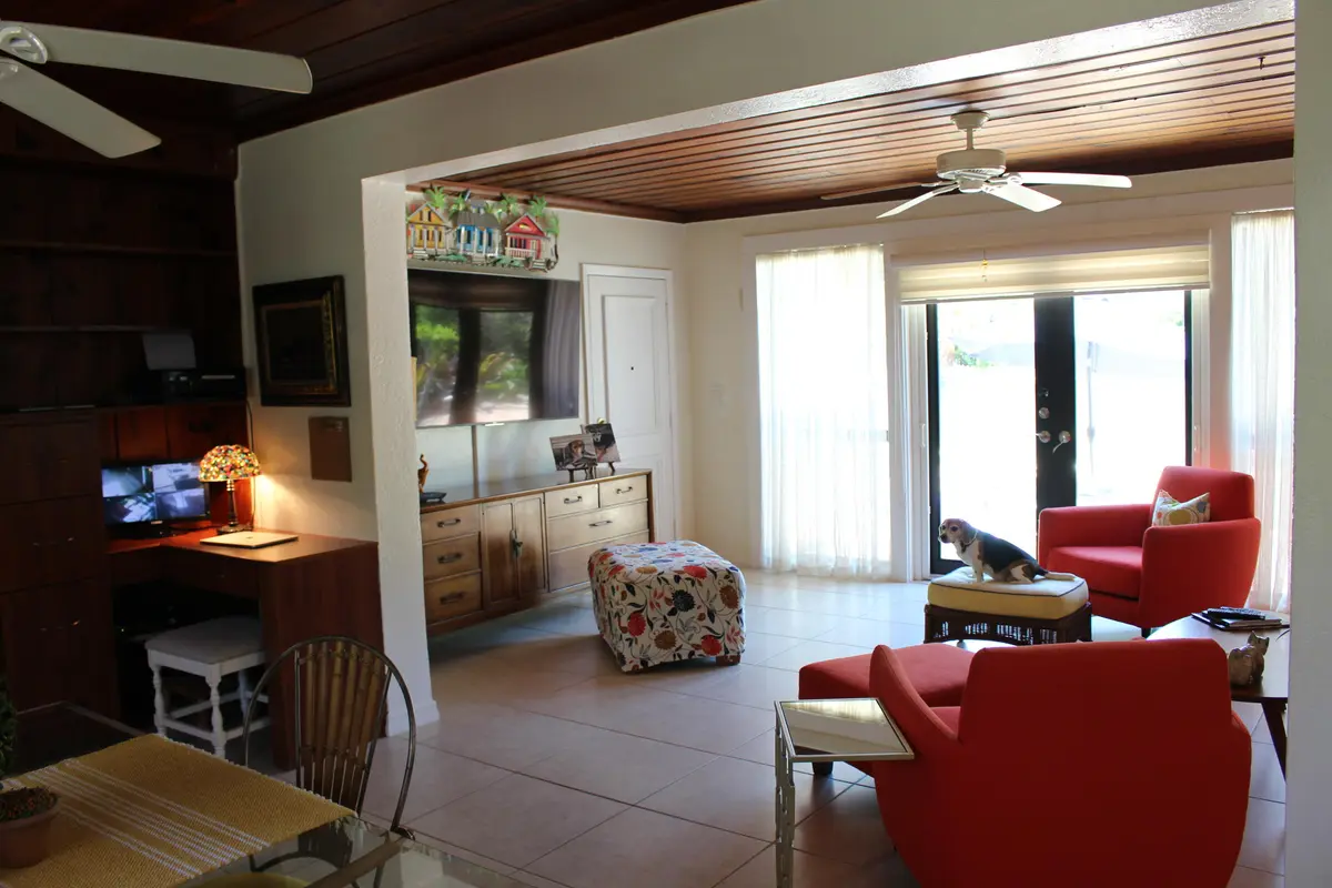 livingroom at 225 Gulfstream Boulevard, Boynton Beach