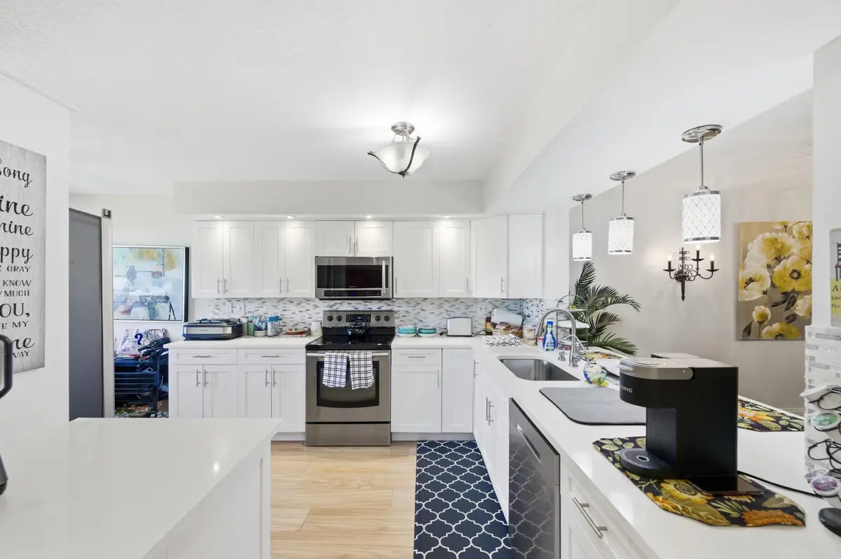 8_dsc_7176 at 15461 Pembridge Drive 207, Delray Beach