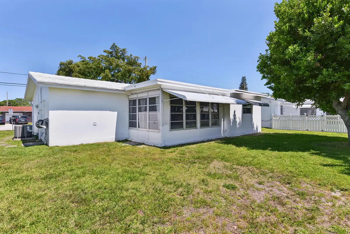 cowen-35 at 2521 N Cypress Road, Pompano Beach