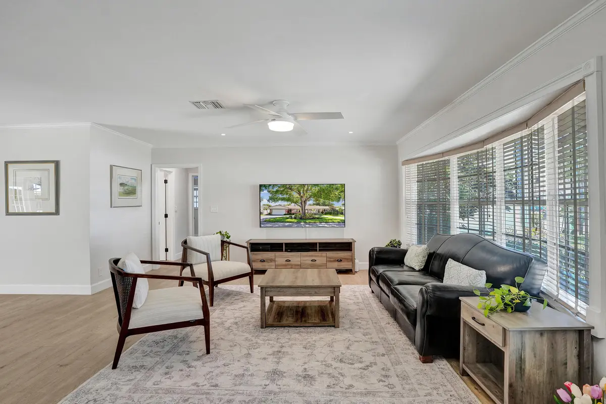 DSC09817 at 3930 NE 21st Avenue, Fort Lauderdale