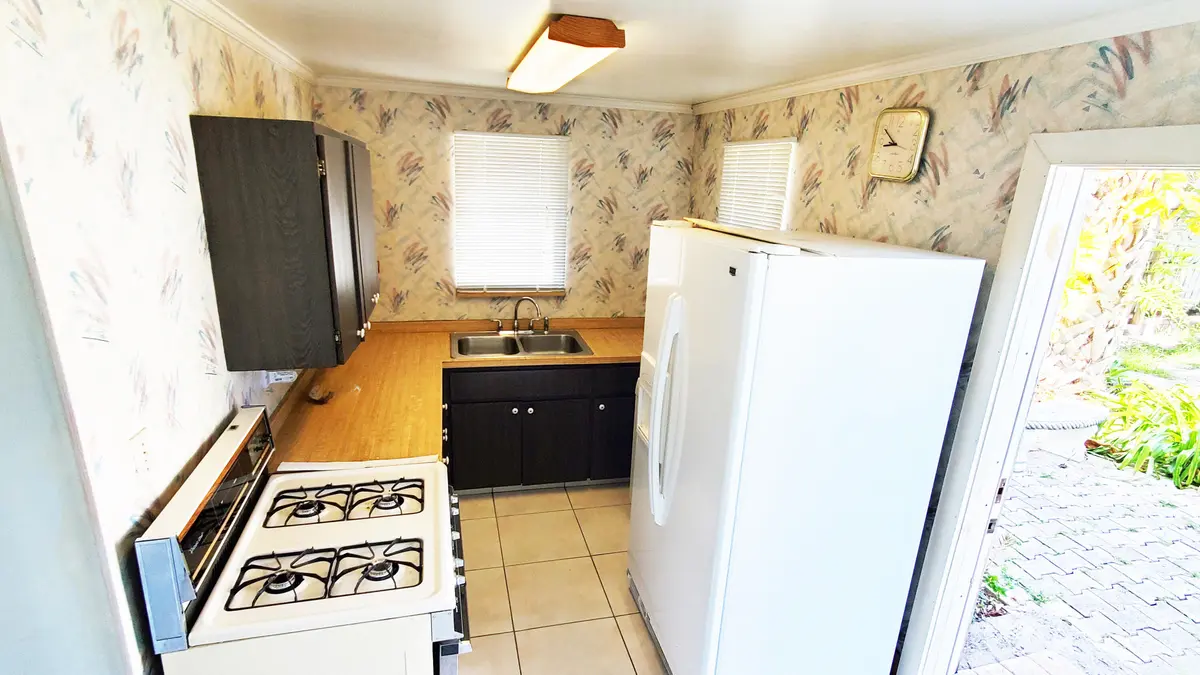 Kitchen 2 at 801 S C Street, Lake Worth Beach