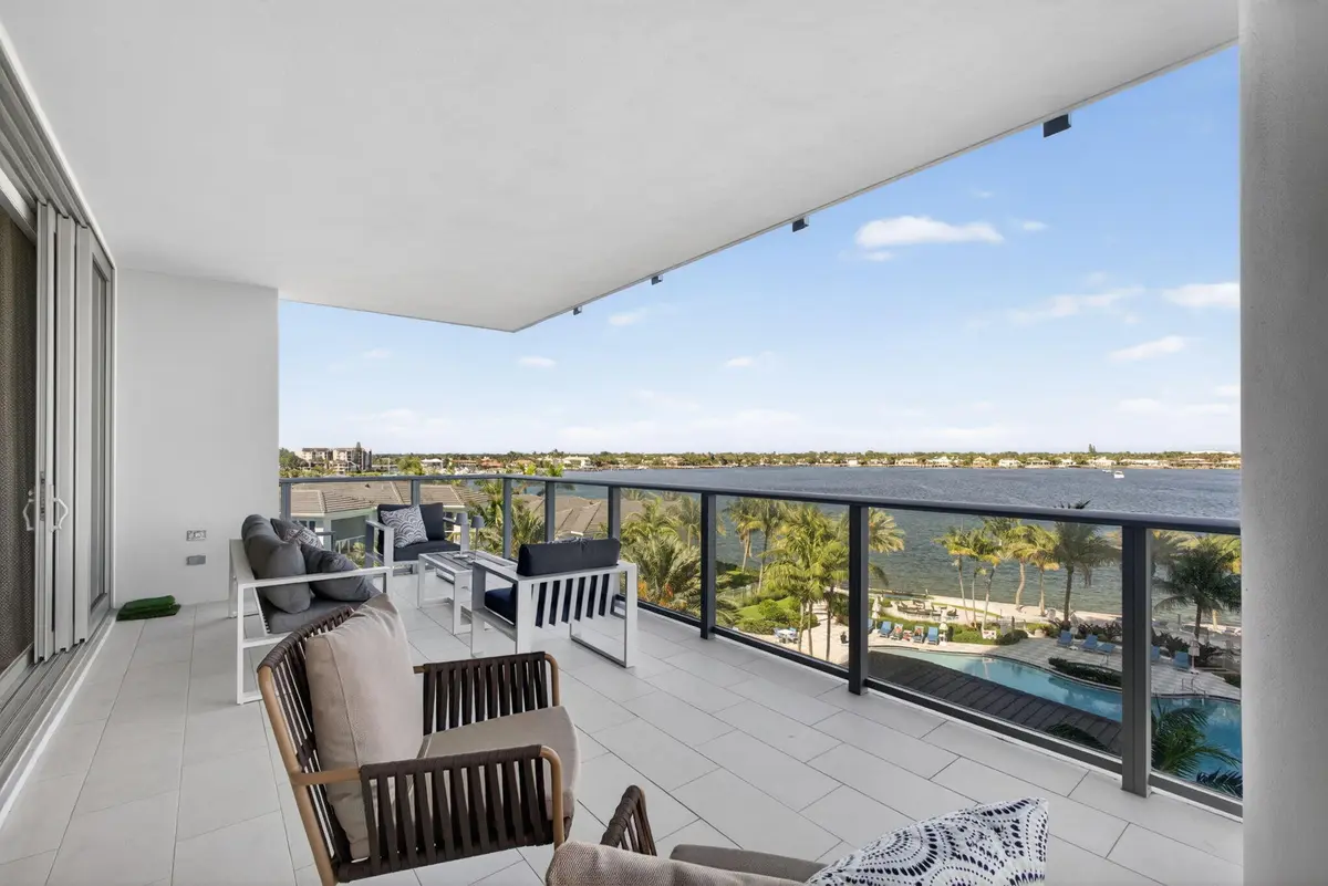 6-web-or-mls-5D1A0137 at 2 Water Club Way 501, North Palm Beach